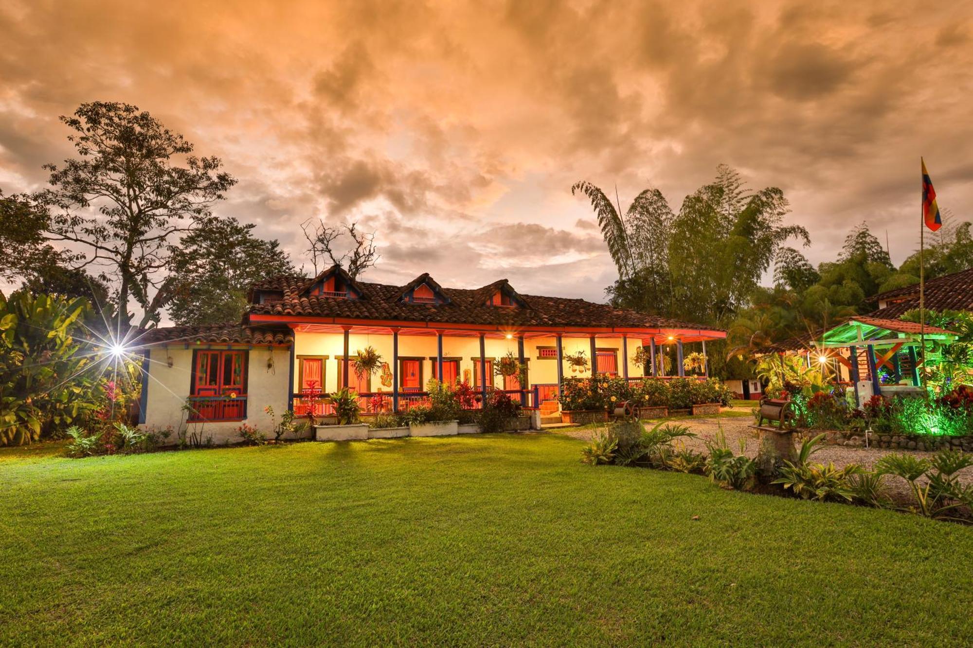מונטנגרו El Percal Hacienda Hotel מראה חיצוני תמונה